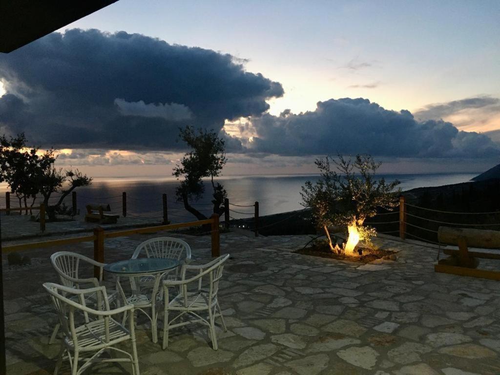 Rahoni Park & Suites Dhërmi Εξωτερικό φωτογραφία