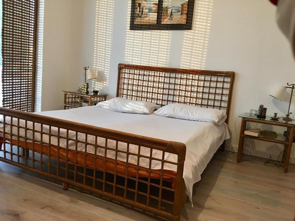 Rahoni Park & Suites Dhërmi Εξωτερικό φωτογραφία