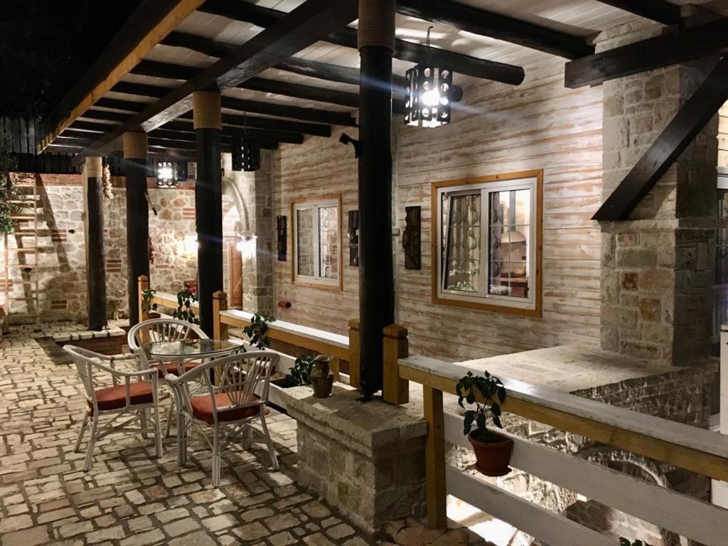 Rahoni Park & Suites Dhërmi Εξωτερικό φωτογραφία