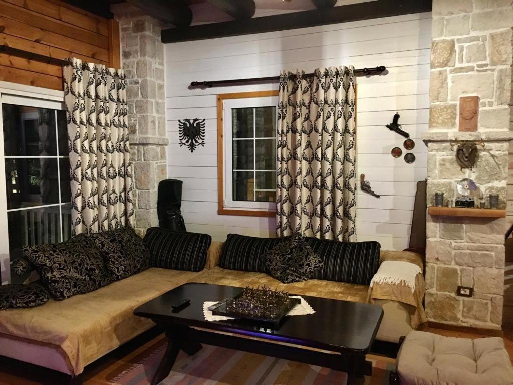 Rahoni Park & Suites Dhërmi Εξωτερικό φωτογραφία