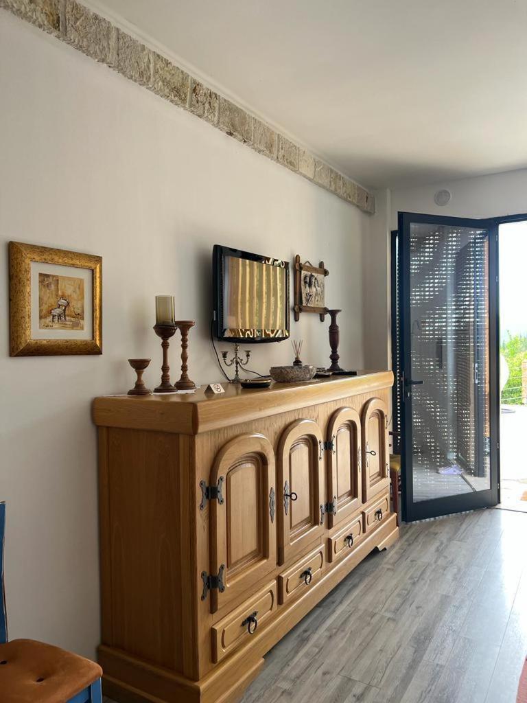 Rahoni Park & Suites Dhërmi Δωμάτιο φωτογραφία