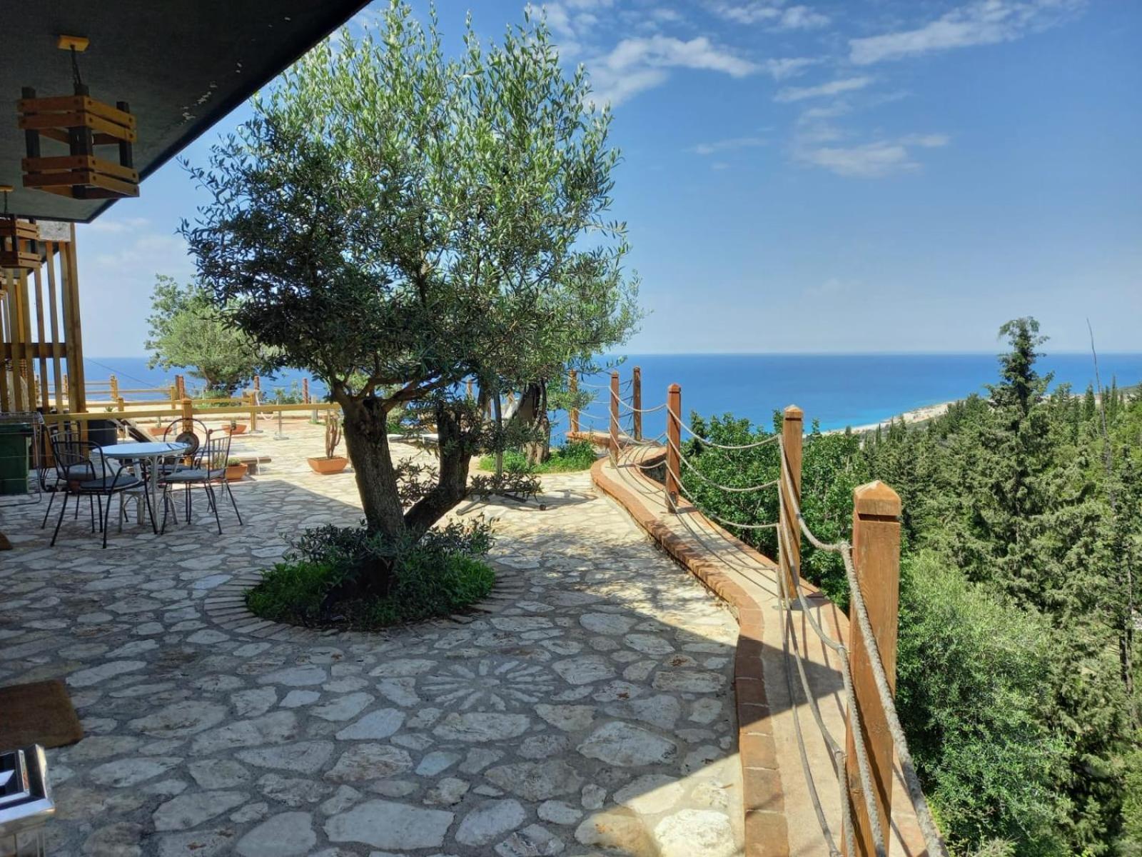 Rahoni Park & Suites Dhërmi Εξωτερικό φωτογραφία