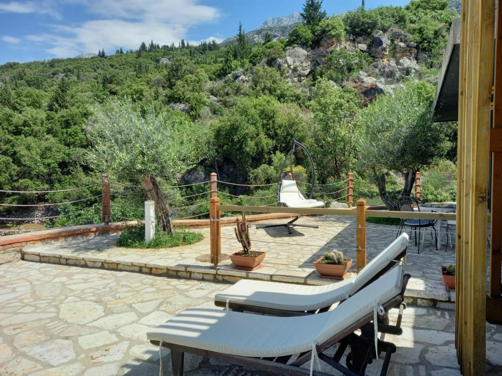 Rahoni Park & Suites Dhërmi Εξωτερικό φωτογραφία